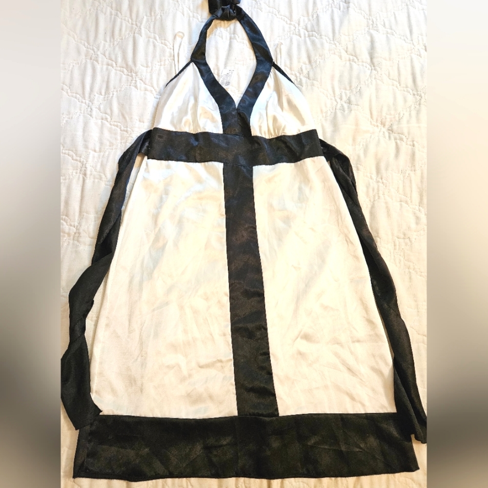 Wet Seal Black and White Satin Color Block Halter Dress - Picture 3 of 7
